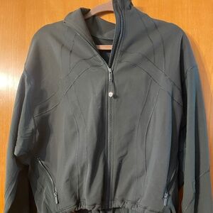 Lululemon Relaxed Define Jacket in Forest Green